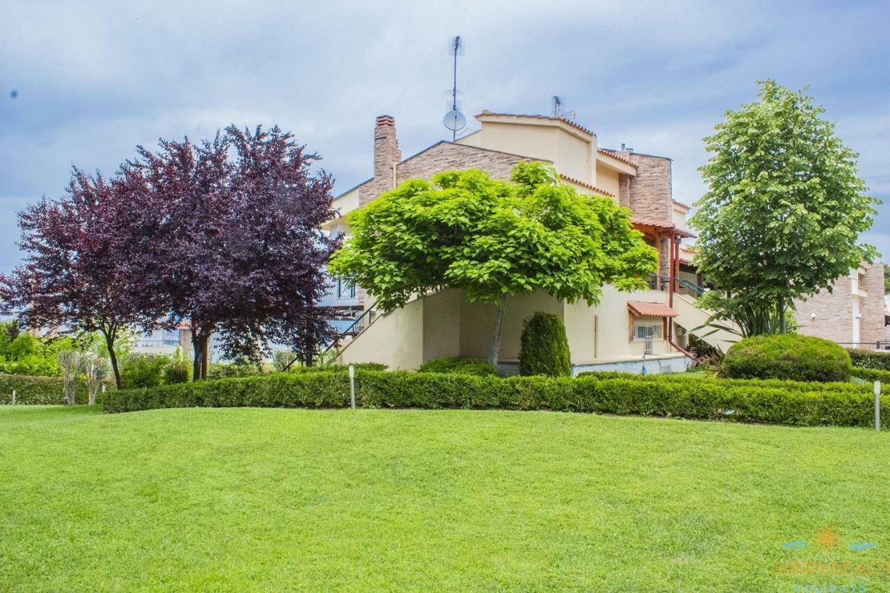 Sani Residence Villa Екстериор снимка